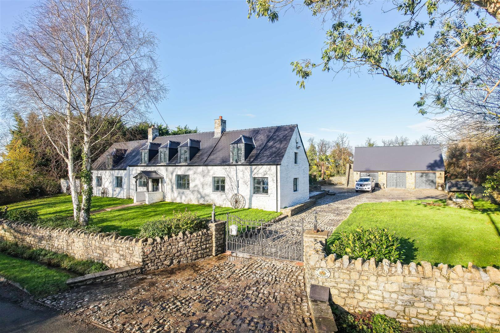 Ty Uchaf, Moulton, Nr Llancarfan, Vale of Glamorgan, CF62 3AB